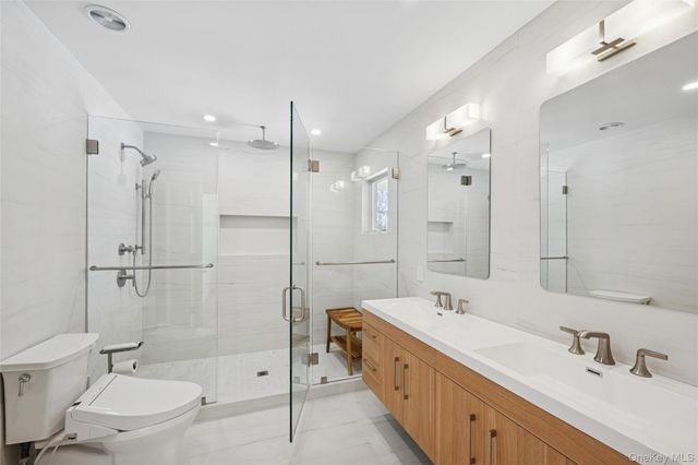 15 Rivers Road, East Hampton, NY 11937