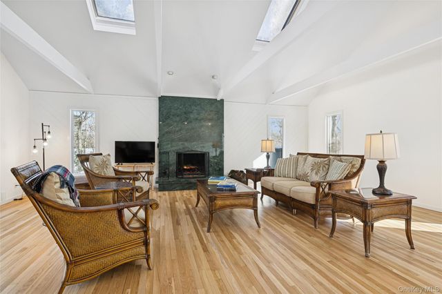 15 Rivers Road, East Hampton, NY 11937