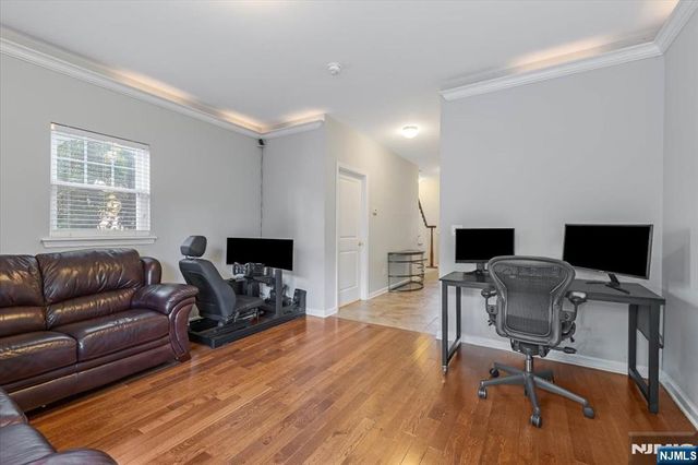 14 Central Avenue 1, Rochelle Park, NJ 07662