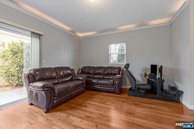 14 Central Avenue 1, Rochelle Park, NJ 07662