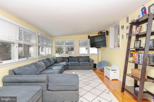 11512 GREENSPRING AVE, Lutherville Timonium, MD 21093