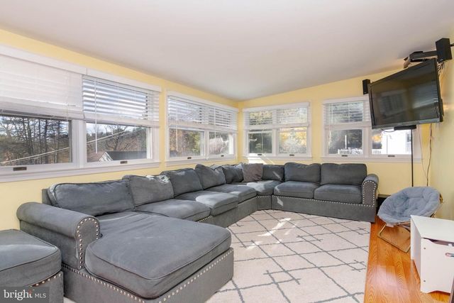 11512 GREENSPRING AVE, Lutherville Timonium, MD 21093