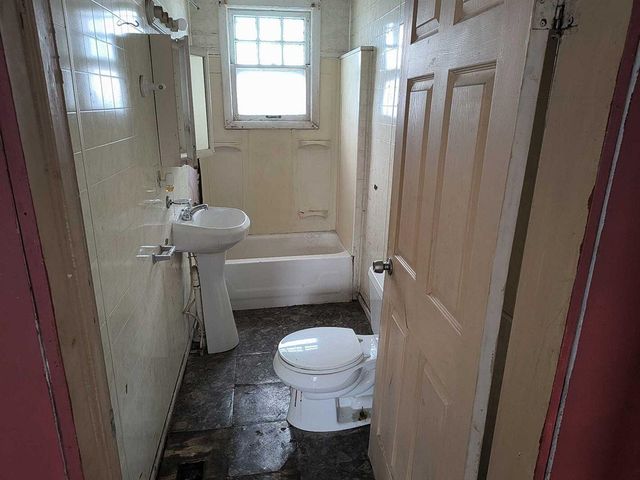 897 Turner Avenue, Muskegon, MI 49442