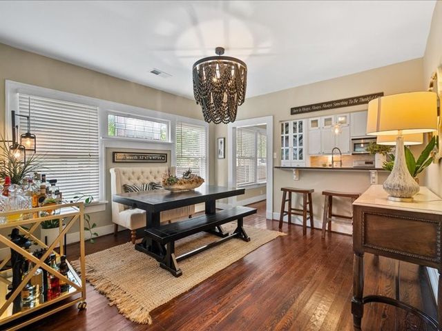 2001 Lipscomb Street, Fort Worth, TX 76110