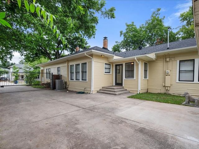 2001 Lipscomb Street, Fort Worth, TX 76110