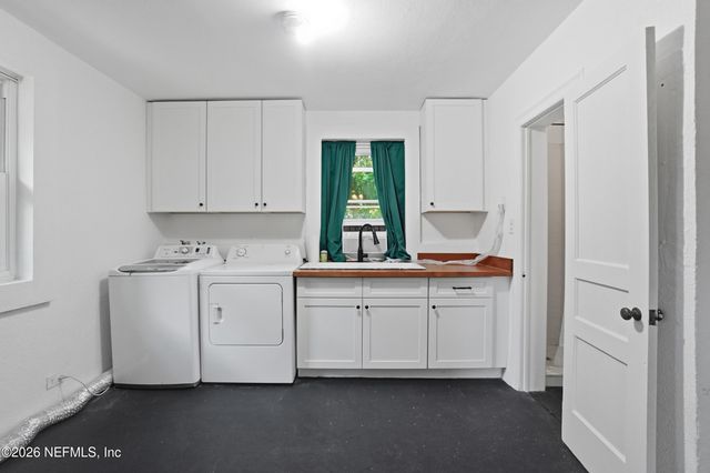 2131 BARTRAM Road, Jacksonville, FL 32207