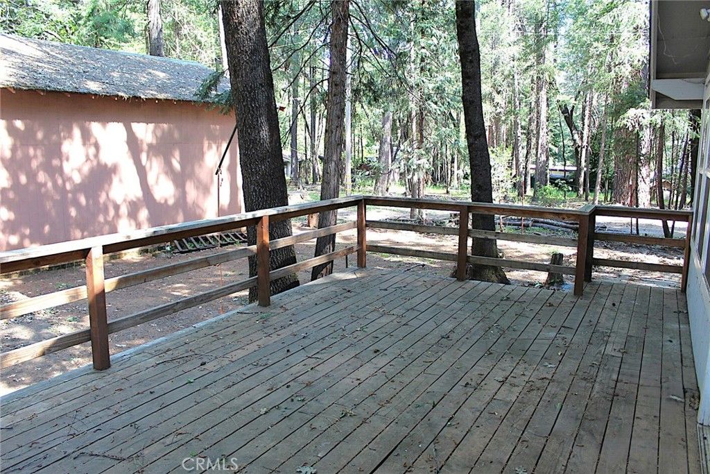 Image 22 of property listing at 14599 Skyway, Magalia, CA 95954