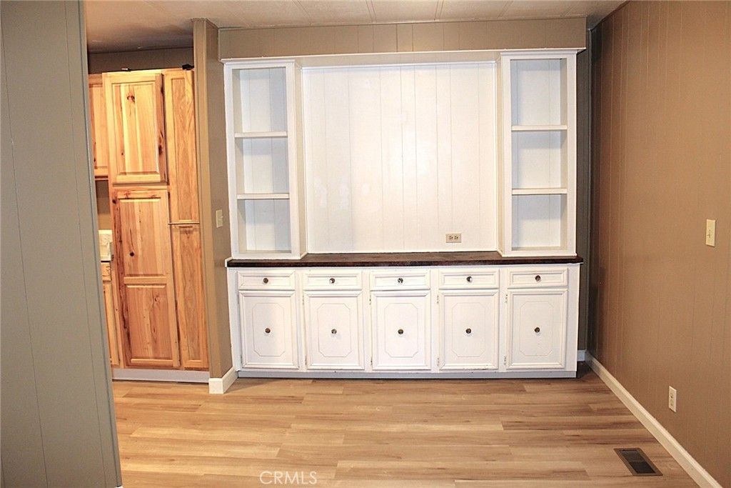 Image 31 of property listing at 14599 Skyway, Magalia, CA 95954