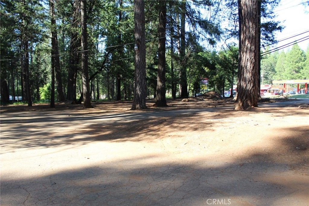 Image 40 of property listing at 14599 Skyway, Magalia, CA 95954