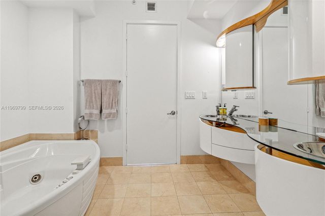 18101 Collins Ave 704, Sunny Isles Beach, FL 33160