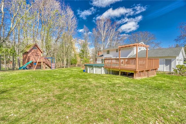 1557 Greensboro Drive, Webster, NY 14580