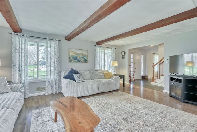 1557 Greensboro Drive, Webster, NY 14580