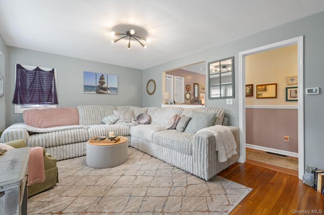 35 Highland Avenue, Walden, NY 12586