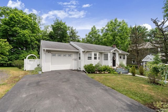 35 Highland Avenue, Walden, NY 12586