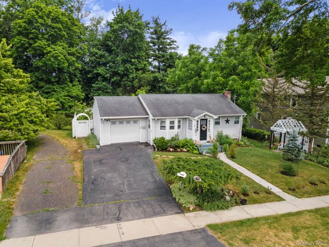 35 Highland Avenue, Walden, NY 12586