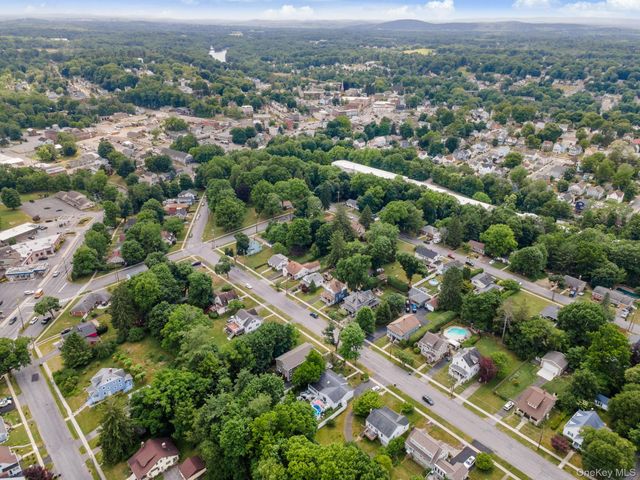 35 Highland Avenue, Walden, NY 12586