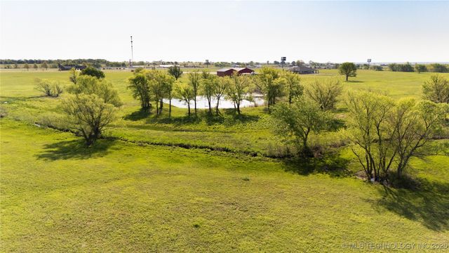 Hwy 75, Mounds, OK 74047