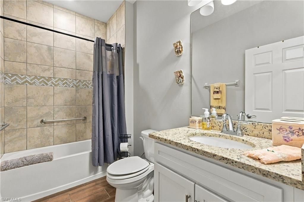 Image 11 of property listing at 3225 NW 21st ST, Cape Coral, FL 33993