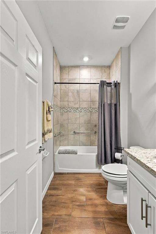 Image 13 of property listing at 3225 NW 21st ST, Cape Coral, FL 33993