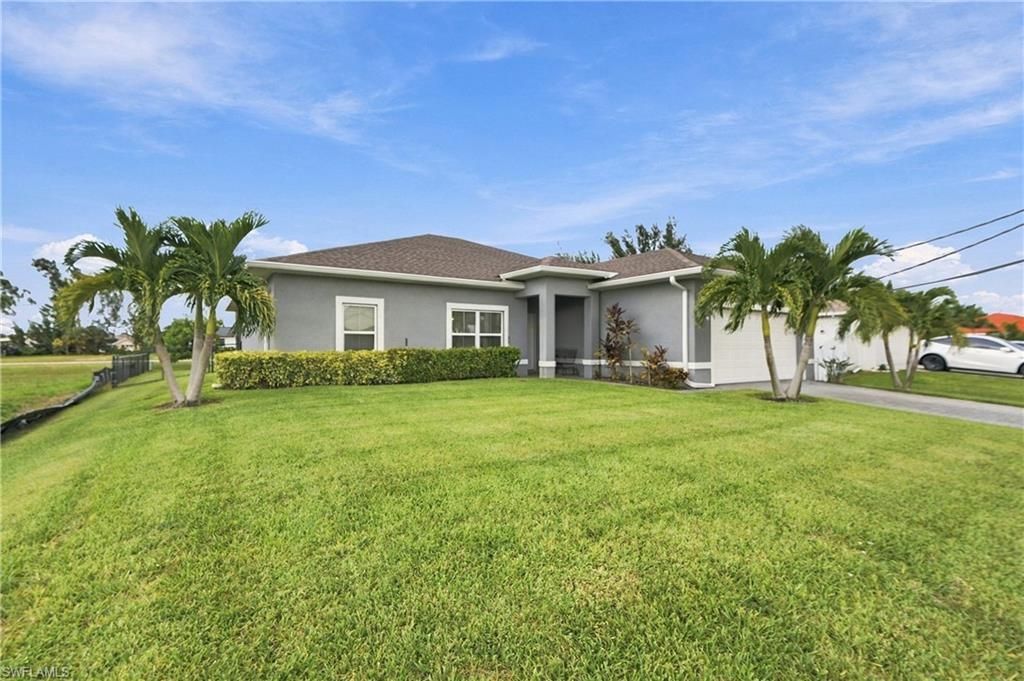 Image 2 of property listing at 3225 NW 21st ST, Cape Coral, FL 33993