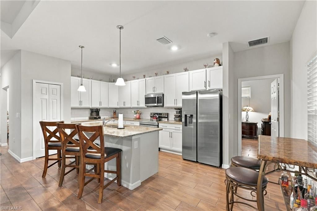 Image 25 of property listing at 3225 NW 21st ST, Cape Coral, FL 33993