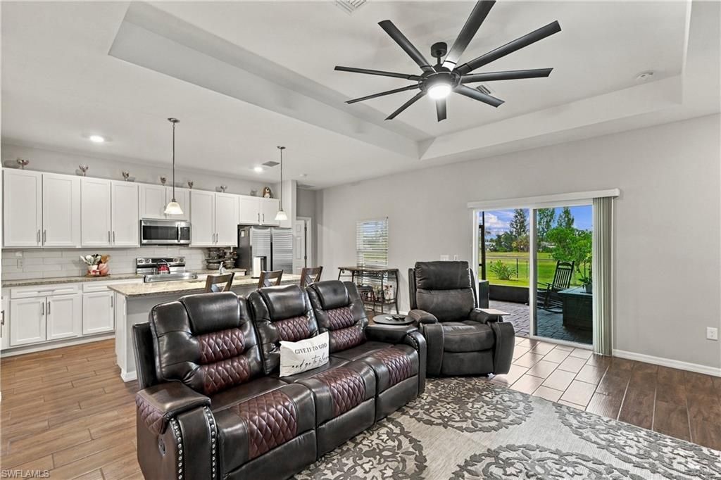 Image 3 of property listing at 3225 NW 21st ST, Cape Coral, FL 33993