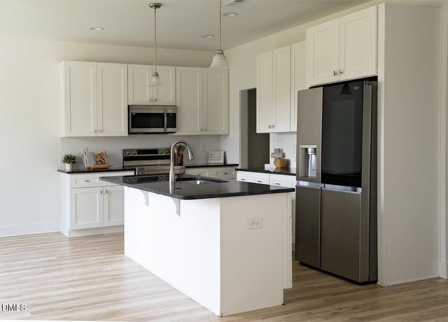 1210 S 2nd Street, Smithfield, NC 27577