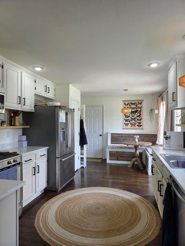 888 Cypress Point Way, Lexington, KY 40509