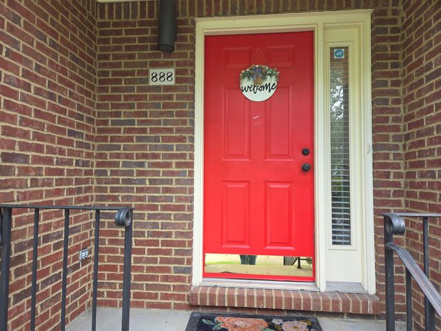 888 Cypress Point Way, Lexington, KY 40509