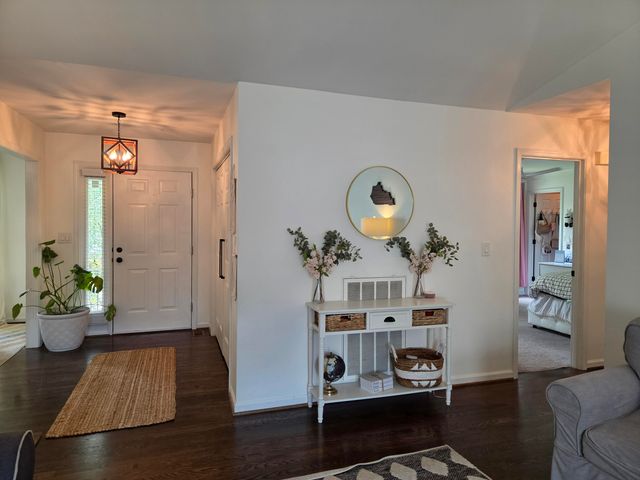 888 Cypress Point Way, Lexington, KY 40509