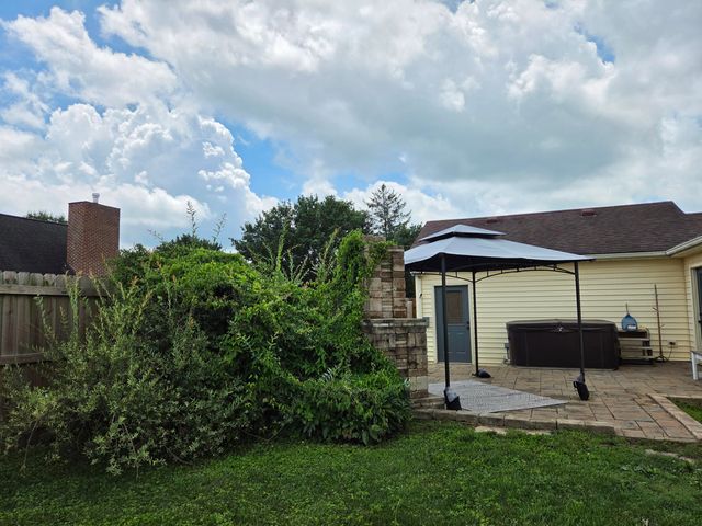 888 Cypress Point Way, Lexington, KY 40509