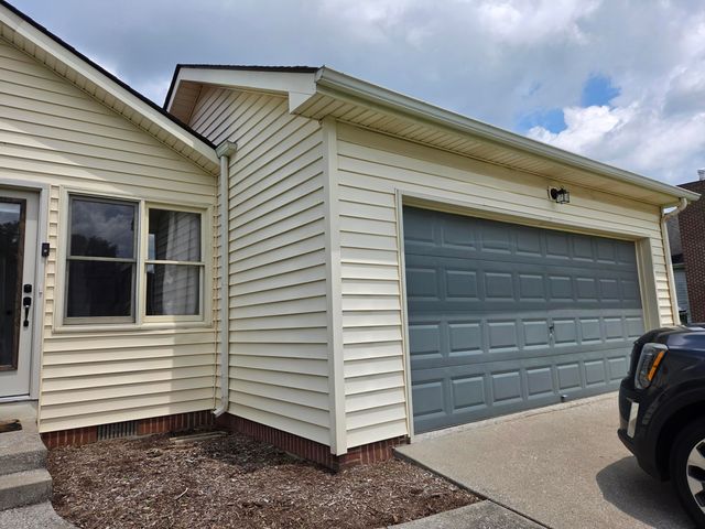 888 Cypress Point Way, Lexington, KY 40509