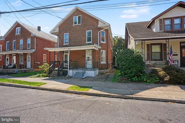 440 E LIBERTY ST, Chambersburg, PA 17201
