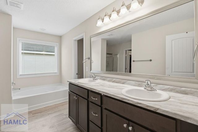 14 Daylily Court, Hinesville, GA 31313