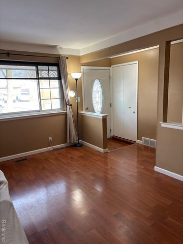 31527 Stricker Drive, Warren, MI 48088