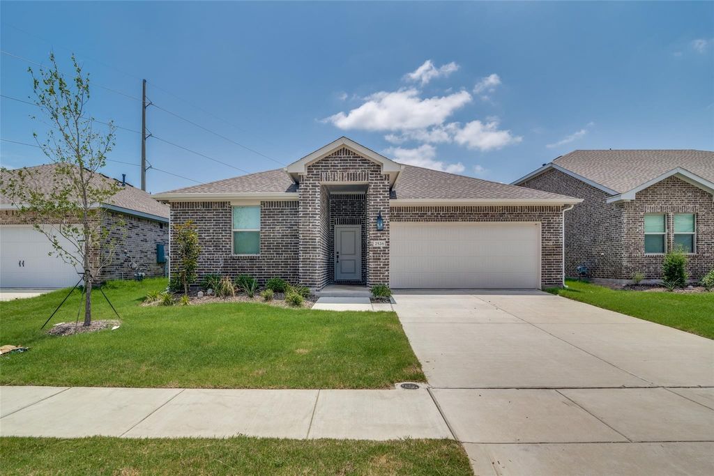 2526 Tahoe Drive, Seagoville, TX 75159