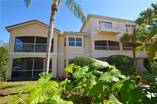 1044 Woodshire LN B210, Naples, FL 34105