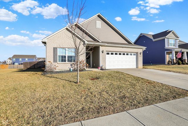 2259 Summer Shore Drive, Greenwood, IN 46143