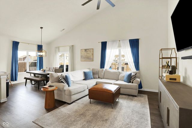2259 Summer Shore Drive, Greenwood, IN 46143