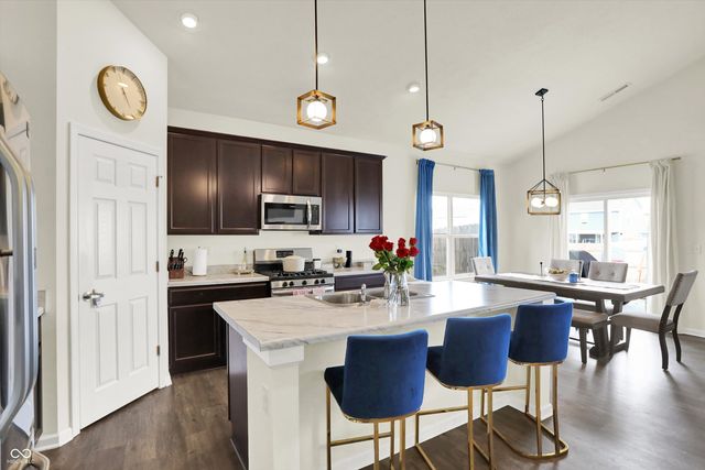 2259 Summer Shore Drive, Greenwood, IN 46143