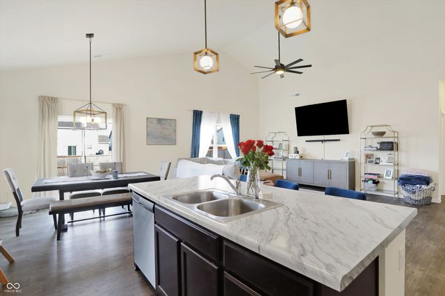 2259 Summer Shore Drive, Greenwood, IN 46143
