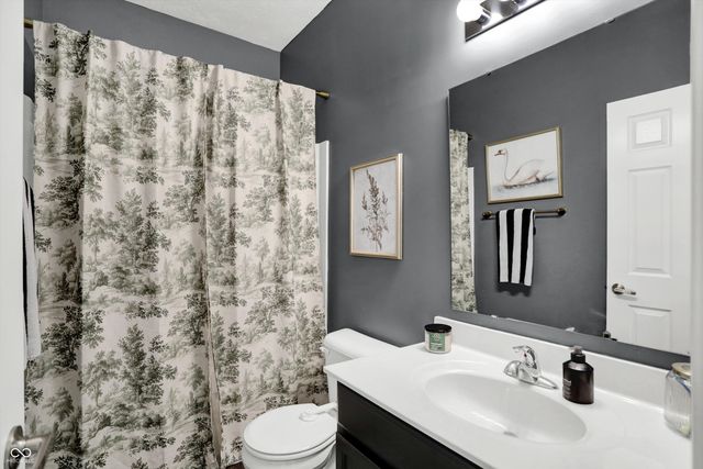 2259 Summer Shore Drive, Greenwood, IN 46143