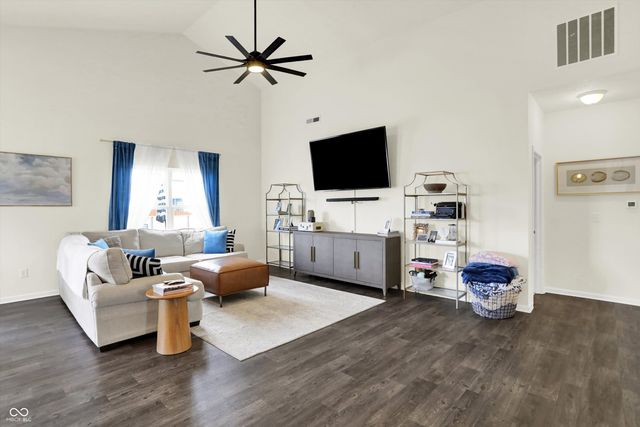2259 Summer Shore Drive, Greenwood, IN 46143