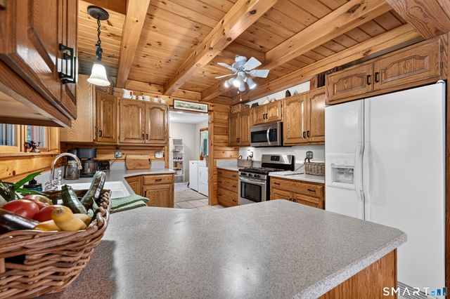 328 Shetucket Turnpike, Voluntown, CT 06384
