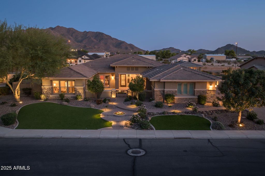 3119 E BELLFLOWER Drive, Gilbert, AZ 85298