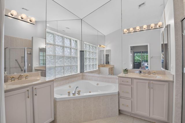 4819 Gateway Gardens Drive, Boynton Beach, FL 33436
