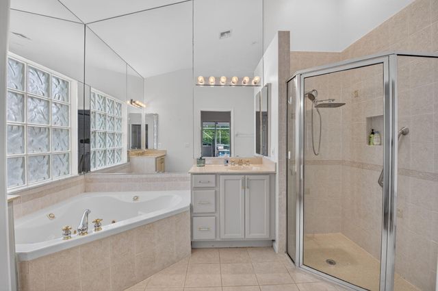 4819 Gateway Gardens Drive, Boynton Beach, FL 33436