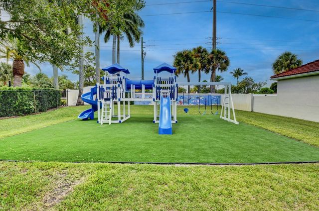 4819 Gateway Gardens Drive, Boynton Beach, FL 33436