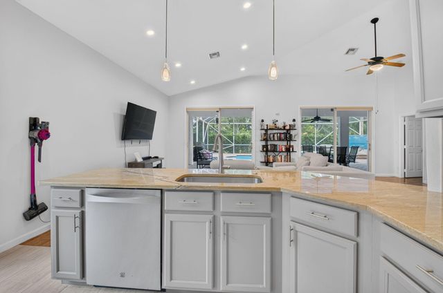 4819 Gateway Gardens Drive, Boynton Beach, FL 33436
