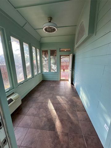 2866 Vacherie Lane, Dallas, TX 75227